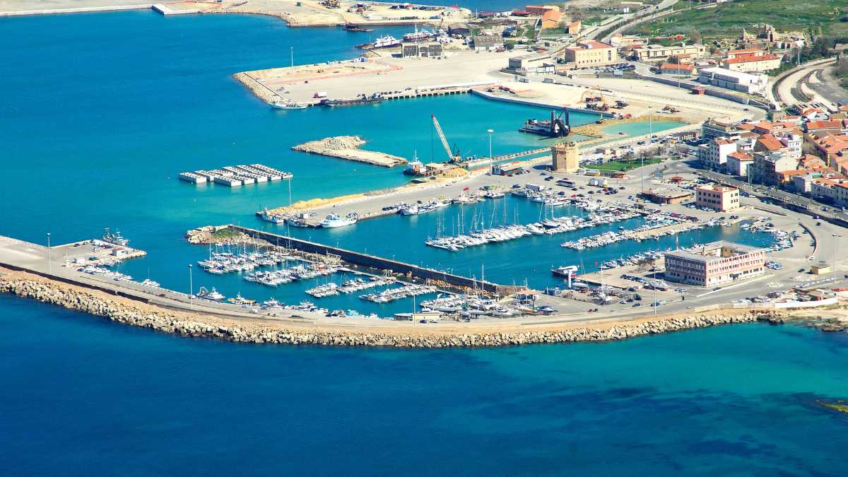 Cosa Vedere a Porto Torres: Un Viaggio tra Storia e Mare