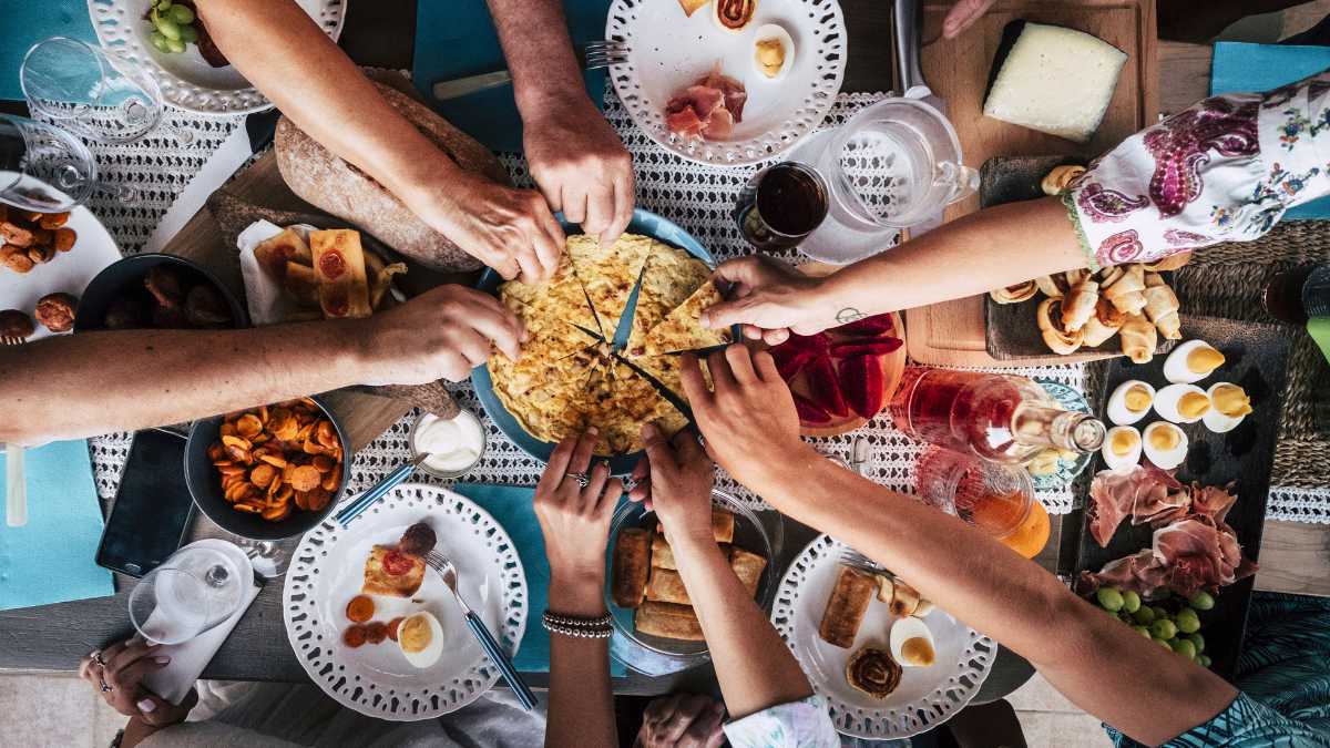 Dove Mangiare a Oristano: Guida alla Cucina Autentica della Sardegna