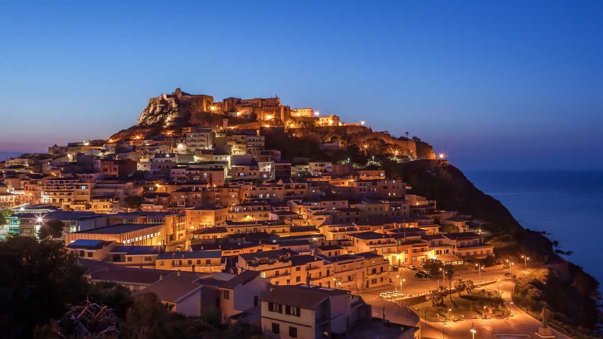 Guida Completa su Come Arrivare a Castelsardo