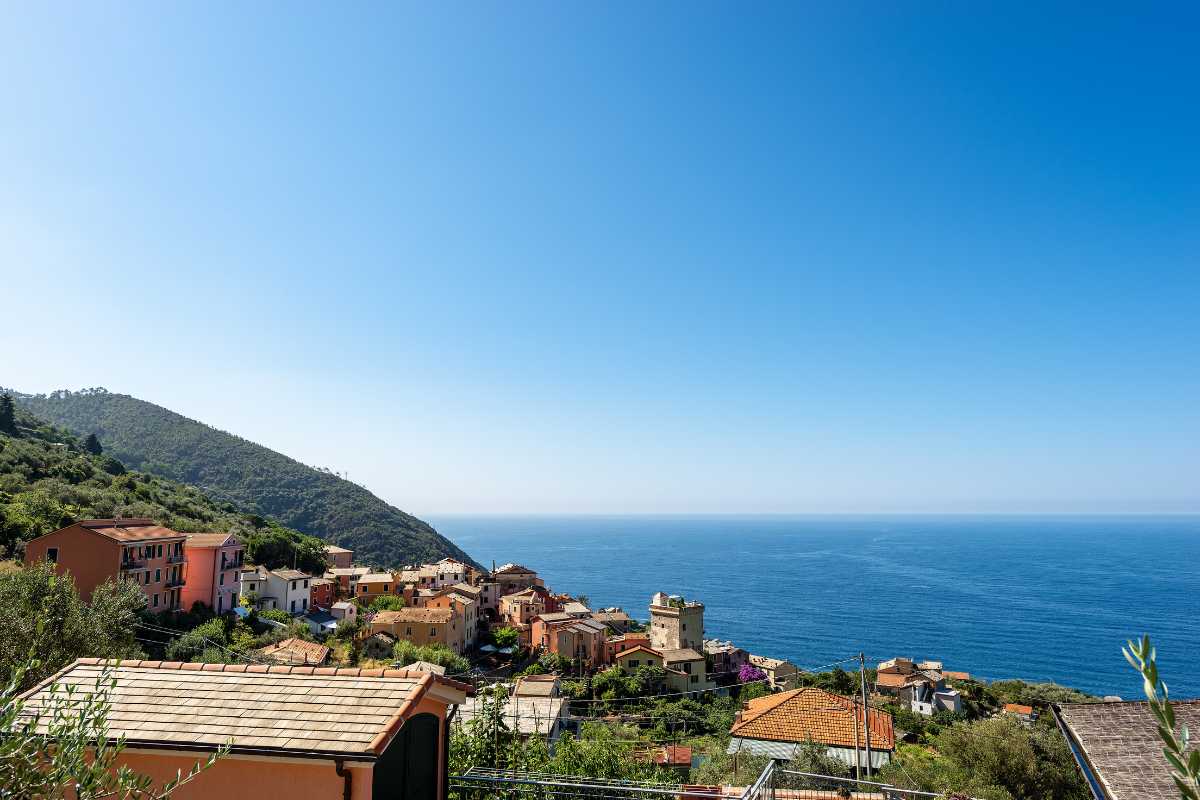 Panorama di Olbia con vista sulla natura circostante